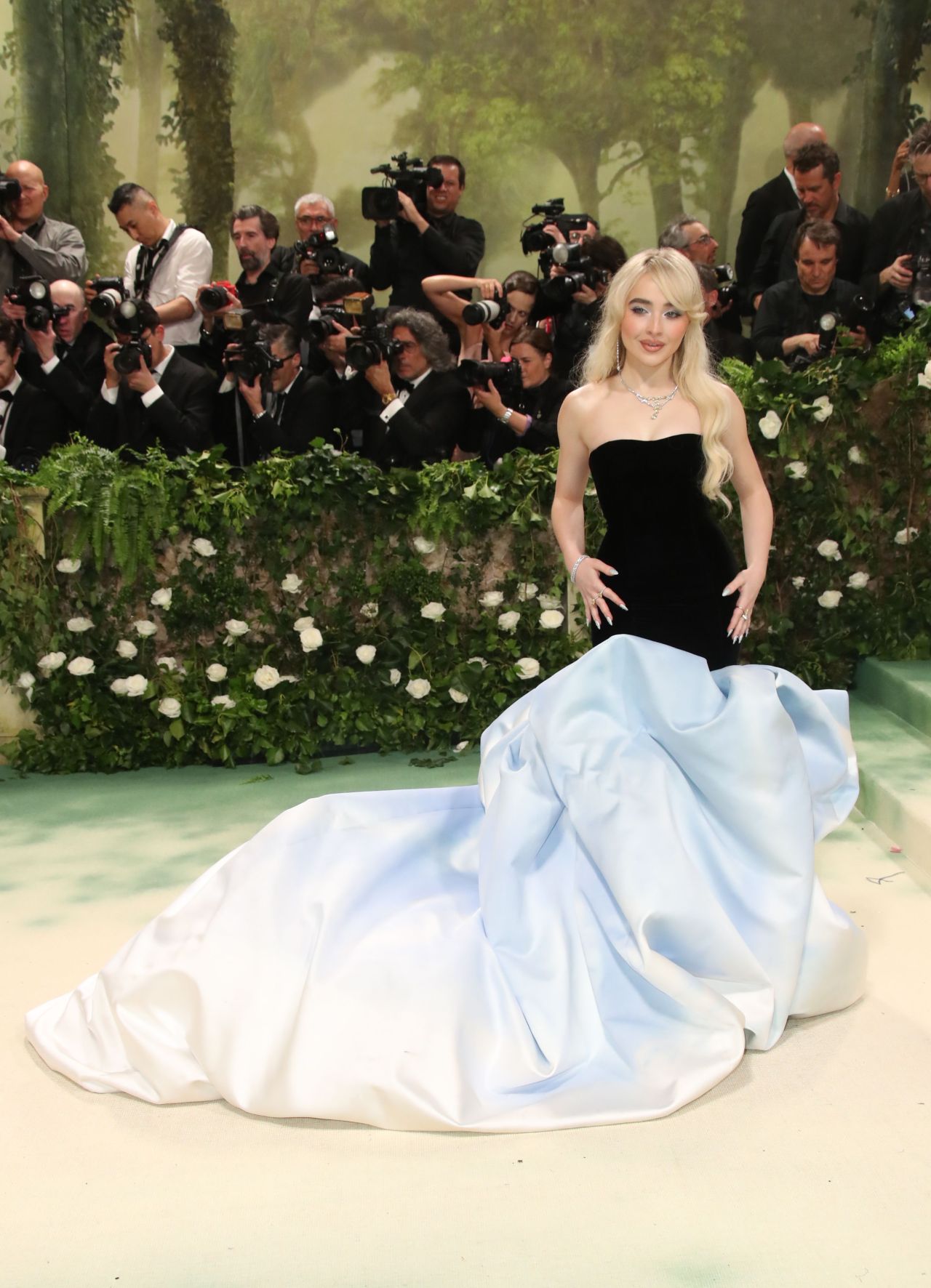 Sabrina Carpenter at Met Gala 2024 in New York City14